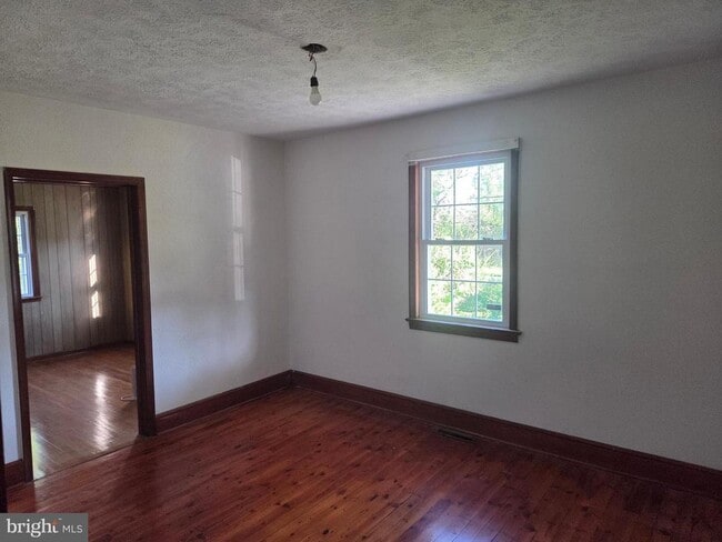 Building Photo - 13841 Kellys Ford Rd