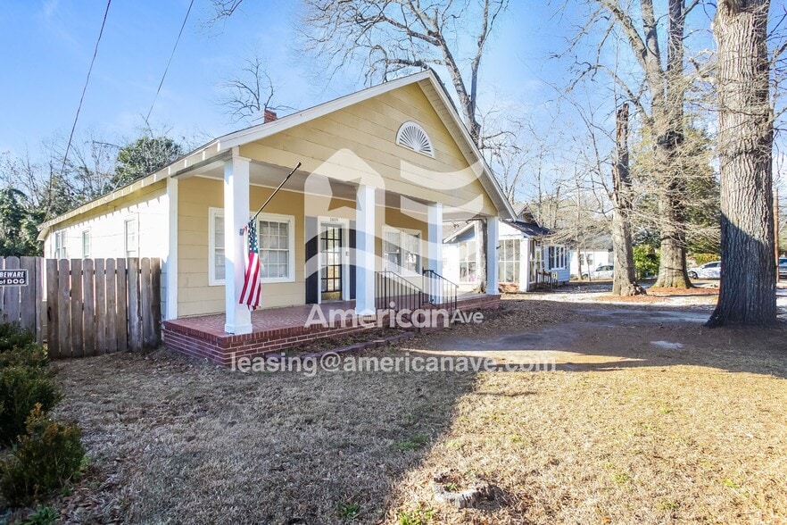 Building Photo - 1409 Highland Ave