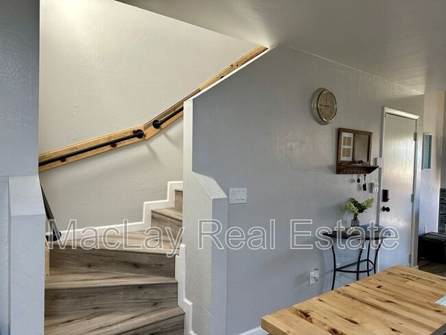 Building Photo - 4901 S Calle Los Cerros Dr