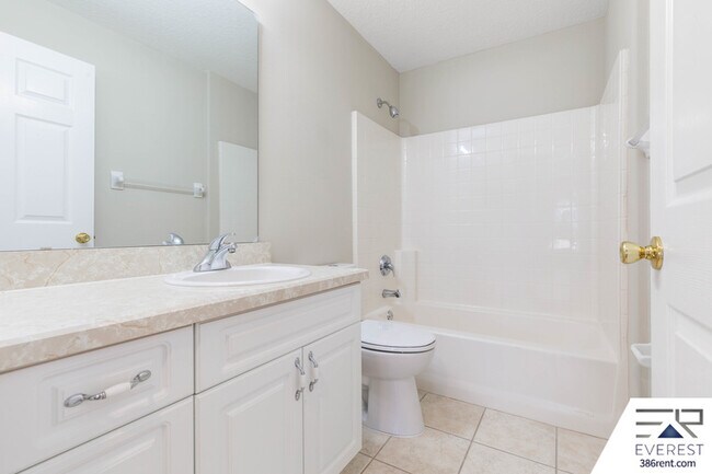 Building Photo - 30 Red Mill Dr