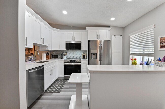 Building Photo - 18824 Argosy Dr