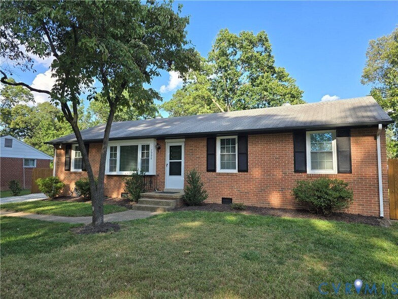 Building Photo - 7998 Wynbrook Ln