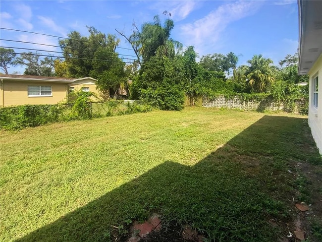 Building Photo - 7813 N 53rd St