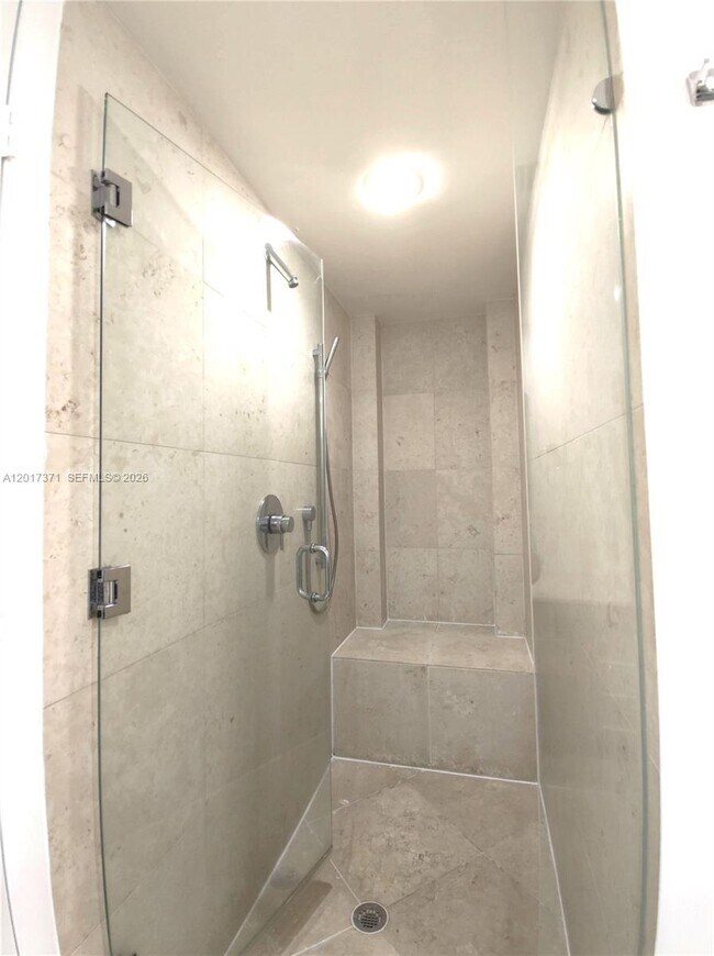 Building Photo - 465 Brickell Ave