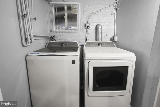 Building Photo - 4919 Kansas Ave NW