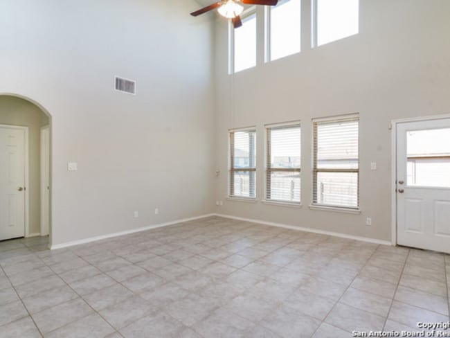 Building Photo - Charming 3-Bedroom Home in Northeast San Antonio