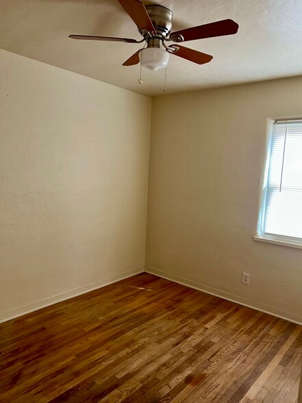 Bedroom 2 - 1215 Morelia St