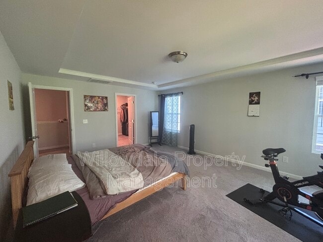 Building Photo - 203 Gremar Dr.