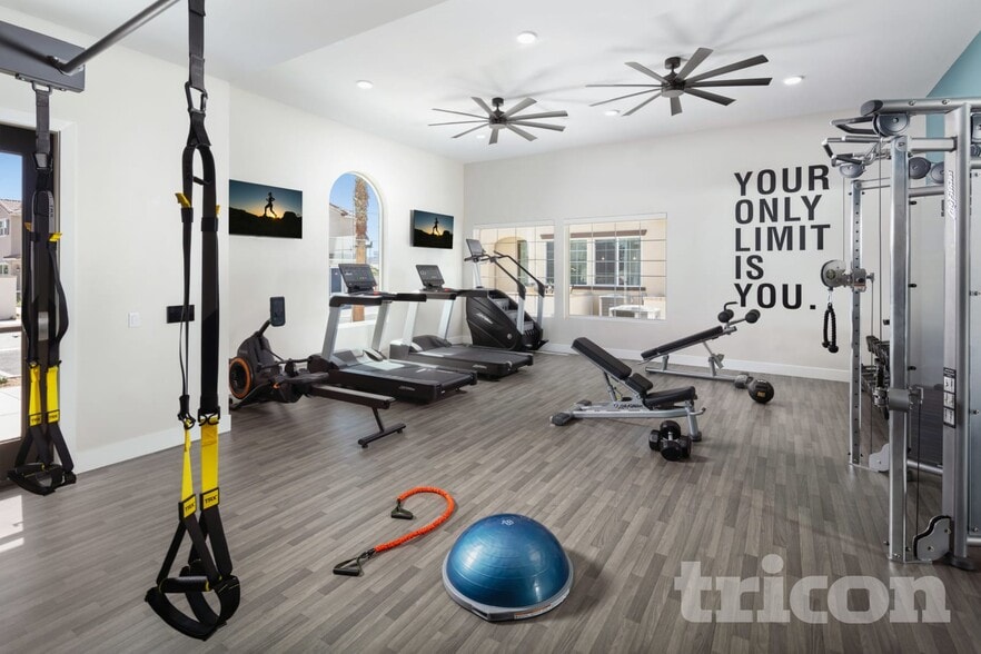 Building Photo - 24676 Tesoro Ct