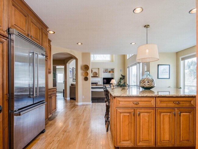 Building Photo - 30390 Beaver Creek Ln