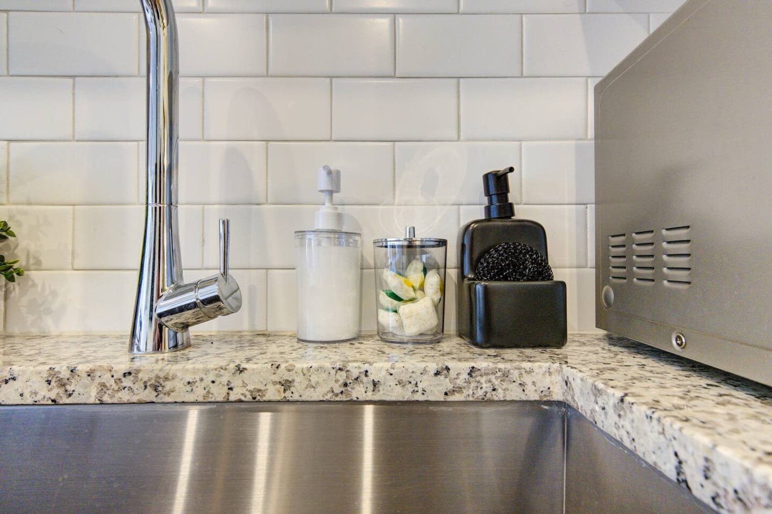 Building Photo - 18210 Park Row Blvd