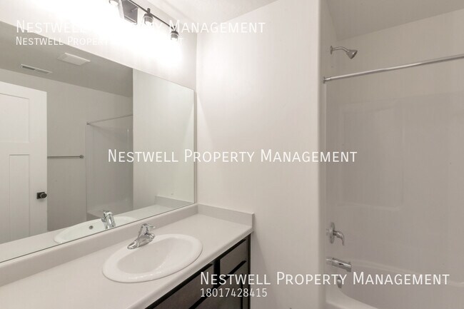 Building Photo - Brand New 3-bed Townhome in Lehi!