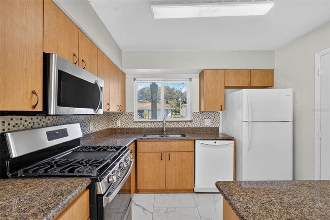 Building Photo - 10659 Windsor Ct