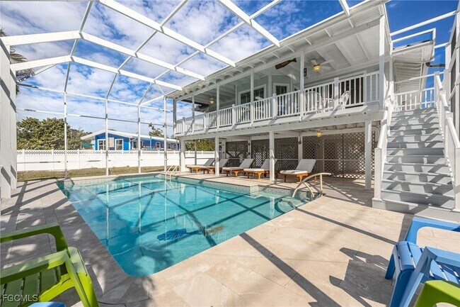 Building Photo - 424 Lagoon Dr