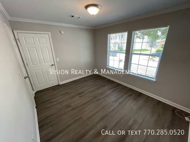 Building Photo - 1040 Thomasville Estates Dr SE