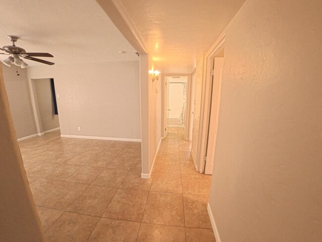 Building Photo - 449 E University Dr