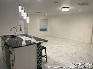 Building Photo - 6231 Pancho Villa Dr