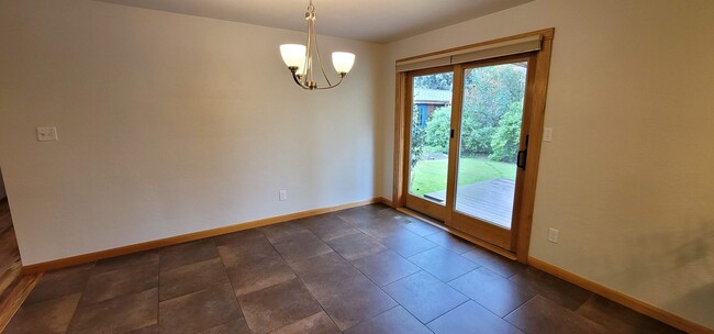 Building Photo - Gorgeous 4-bedroom home including a Two Car Garage