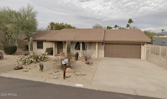 Primary Photo - 16532 E Briarwood Dr