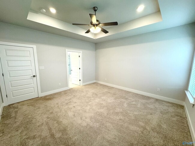 Building Photo - 463 Raleigh Elm Dr