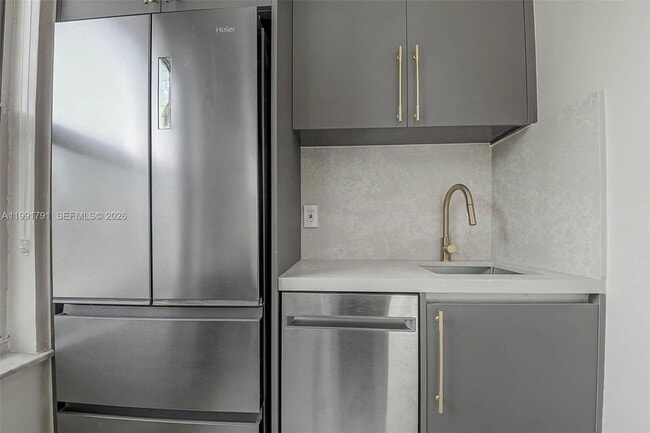 Building Photo - 694 NE 76th St