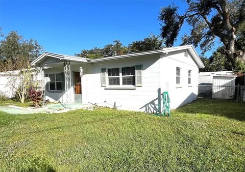 Building Photo - 2726 Canal Dr N