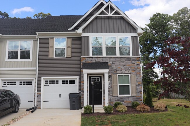 Primary Photo - Austin Woods New Townhouse, North Chesterf...