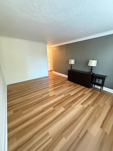Building Photo - 11801 Rockville Pike