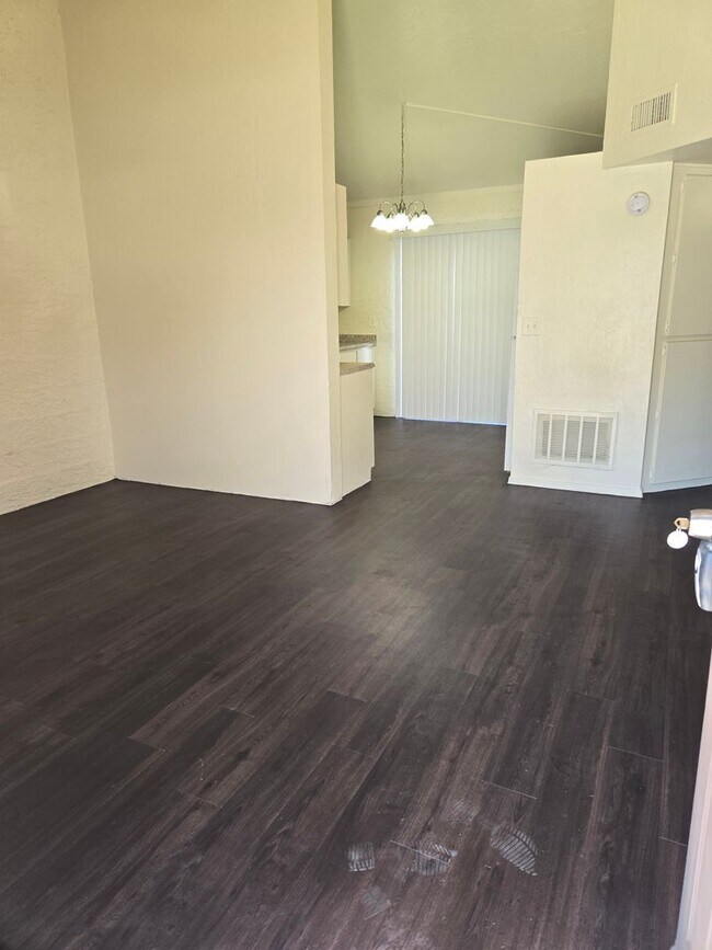 Interior Photo - Villa Danbury | Cate Estates. LLC.