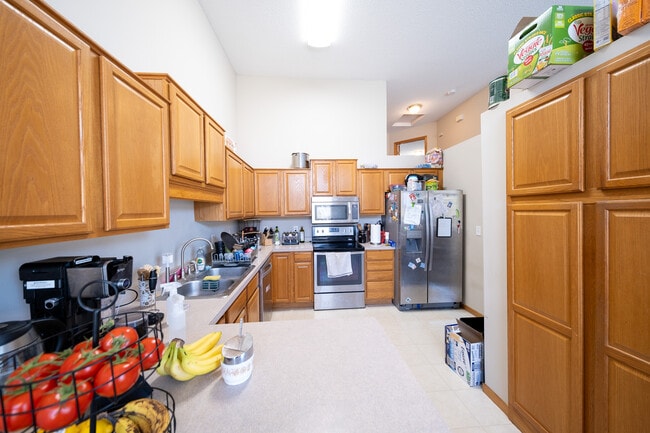 Building Photo - 15124 Cimarron Way