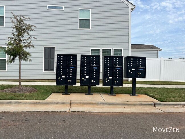 Building Photo - 5518 Harris Cove Dr