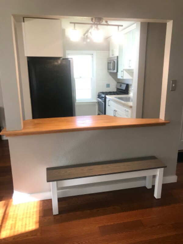 Building Photo - 825 Edgar Rd