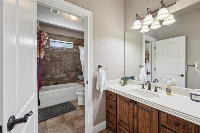 Building Photo - 11354 Nona Dr