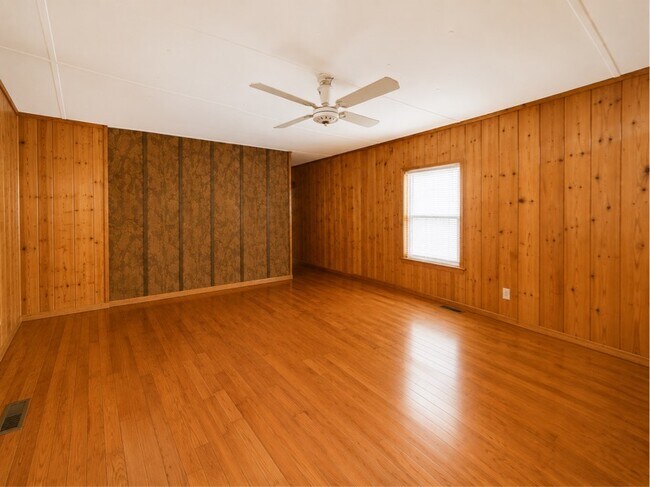 Building Photo - 120 Boca Raton Rd