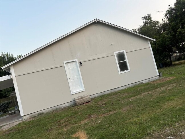 Building Photo - 311 3rd St N