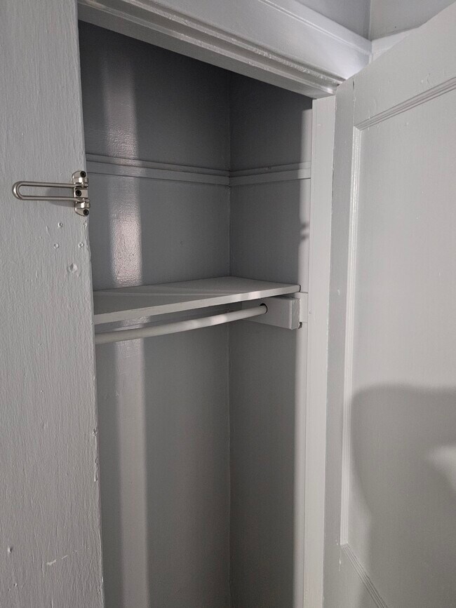 Building Photo - 597 Trenton Ave