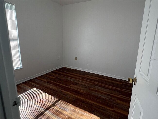 Building Photo - 270 Chadworth Dr