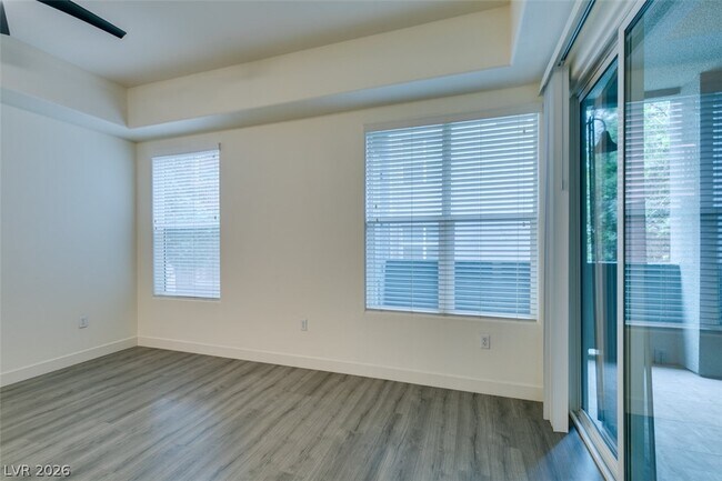 Building Photo - 38 E Serene Ave