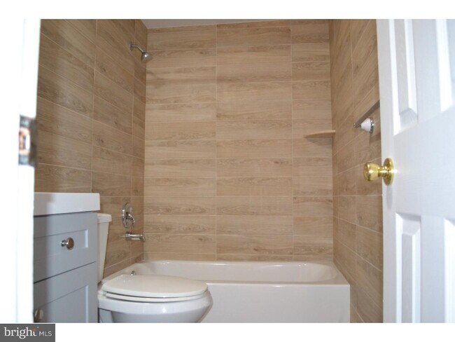 Building Photo - 103 Mandon Ct