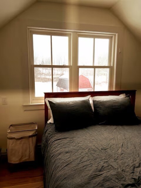 Bedroom 2 - 15 Coopers Lndg
