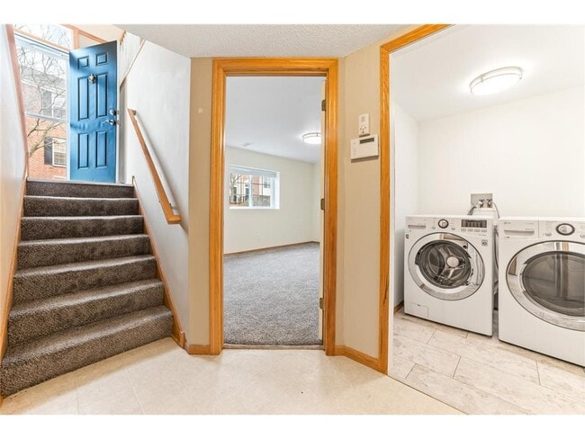Building Photo - 15726 Frisian Ln