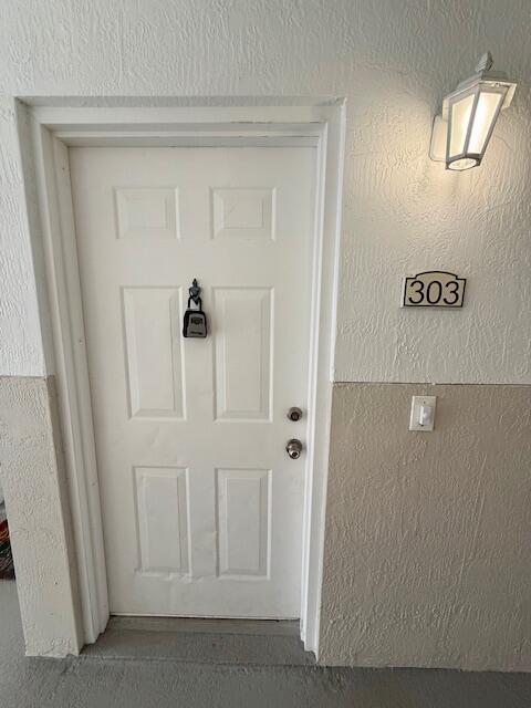 Building Photo - 11032 Legacy Dr