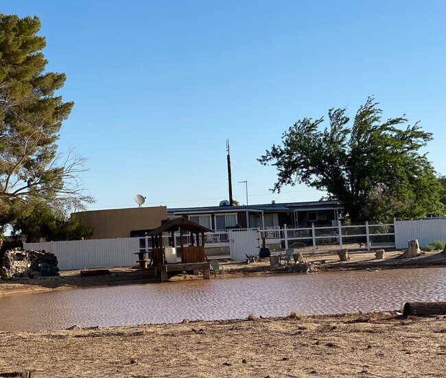 Building Photo - 42982 Valley Center Rd