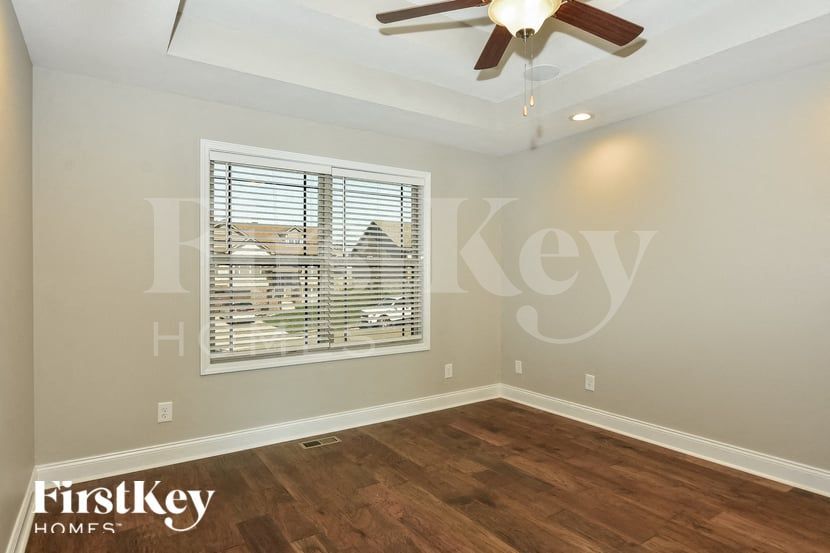 Building Photo - 1337 Harmon Ln