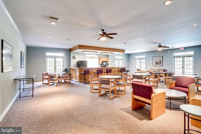 Building Photo - 8326 Darlington St