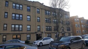 Building Photo - 2243 W Rosemont Ave