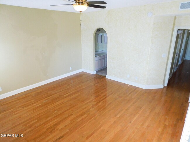 Building Photo - 917 Tecate Pl