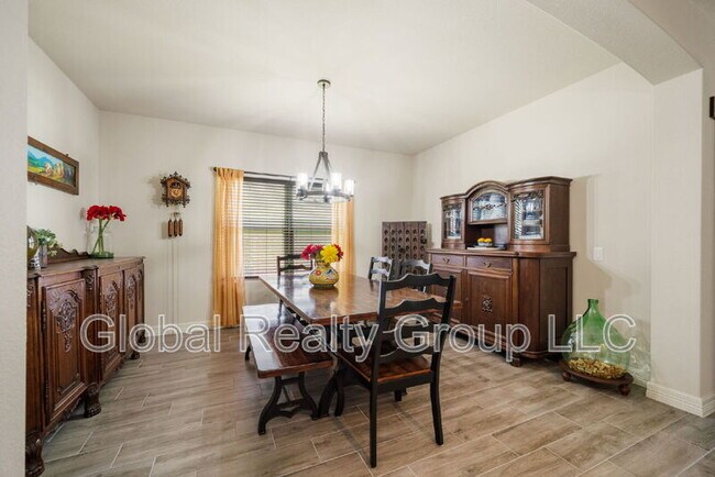Building Photo - 5112 Arrow Rdg