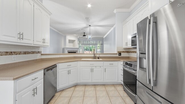 Building Photo - 7028 Starfish Ct