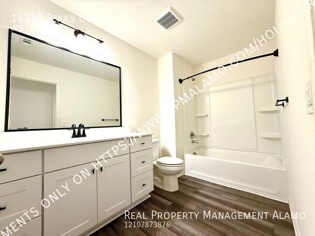 Building Photo - 14339 Texas Coral